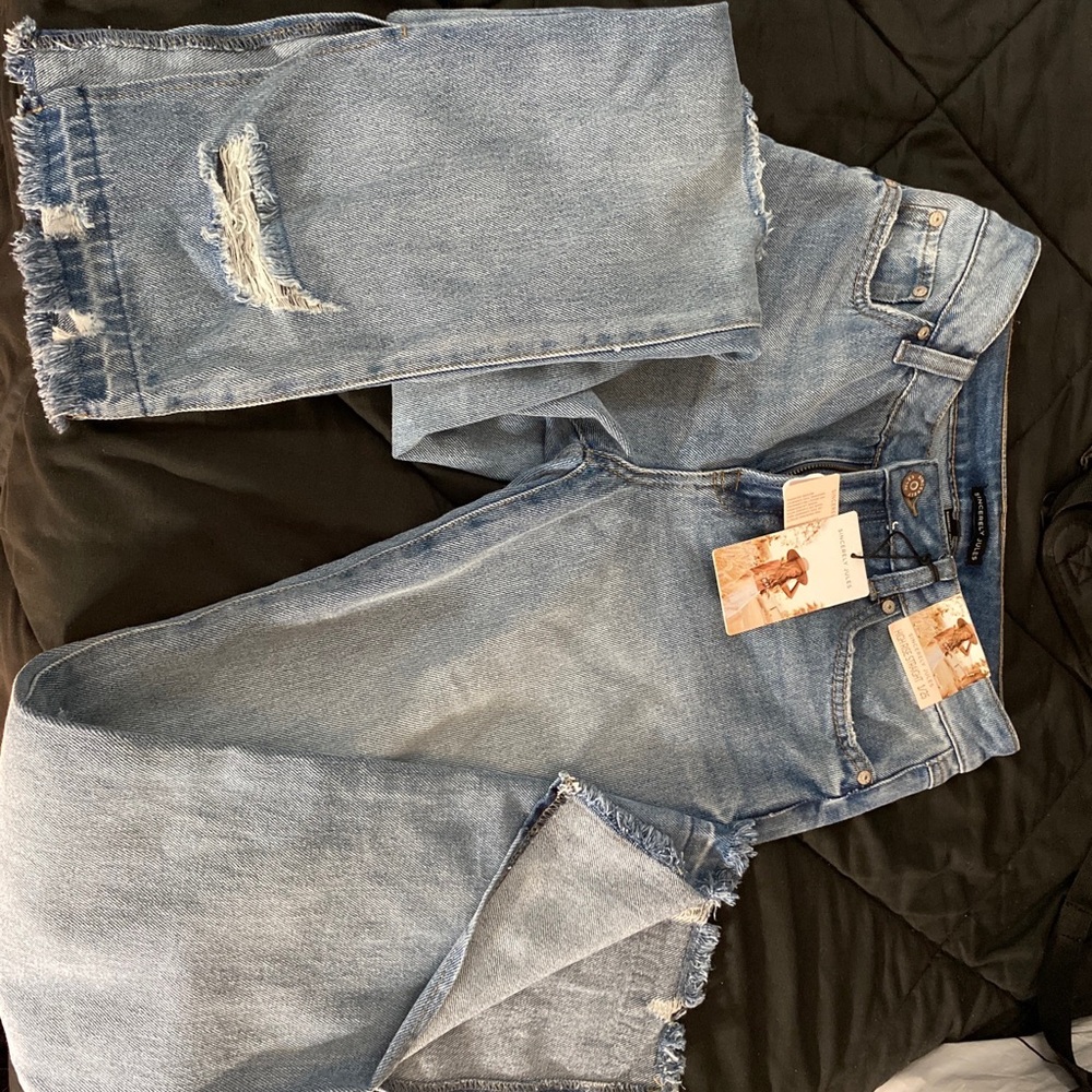 Blue nice ripped jeans